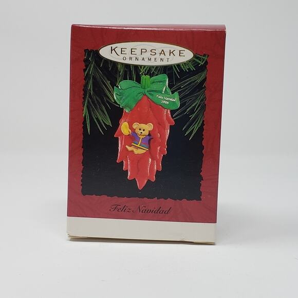 1995 Hallmark Feliz Navidad Handcrafted Keepsake Holiday Christmas Ornament. - Picture 1 of 6